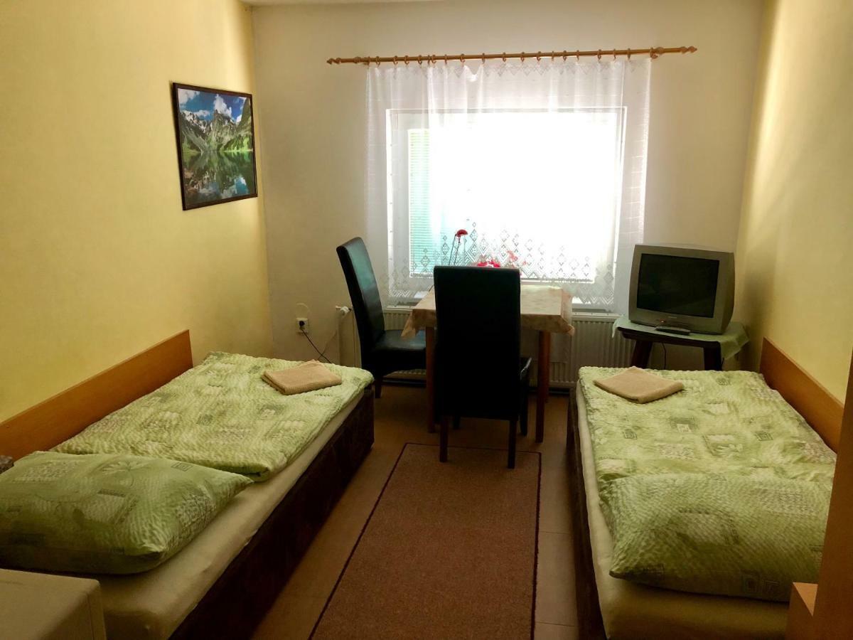 Galas Ubytovani V Soukromi Брно Экстерьер фото